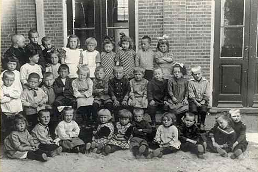 Klas lagere school voor het patronaat.